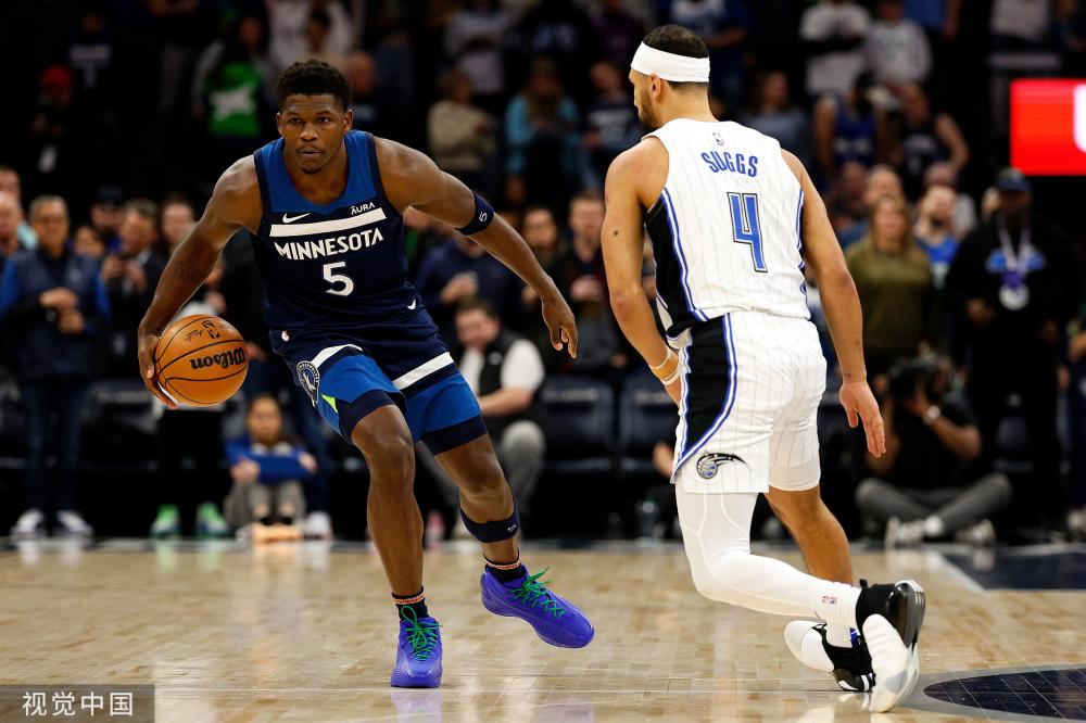 通过定期的 通过定期的