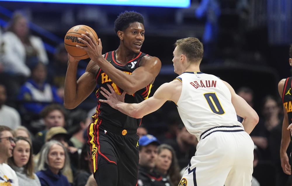 负责盯防对 负责盯防对